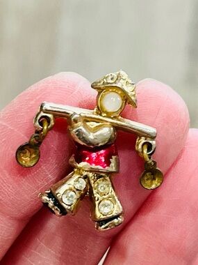 Vintage Asian Figural Water Carrier Brooch Faux Pearl Enamel Gold Tone